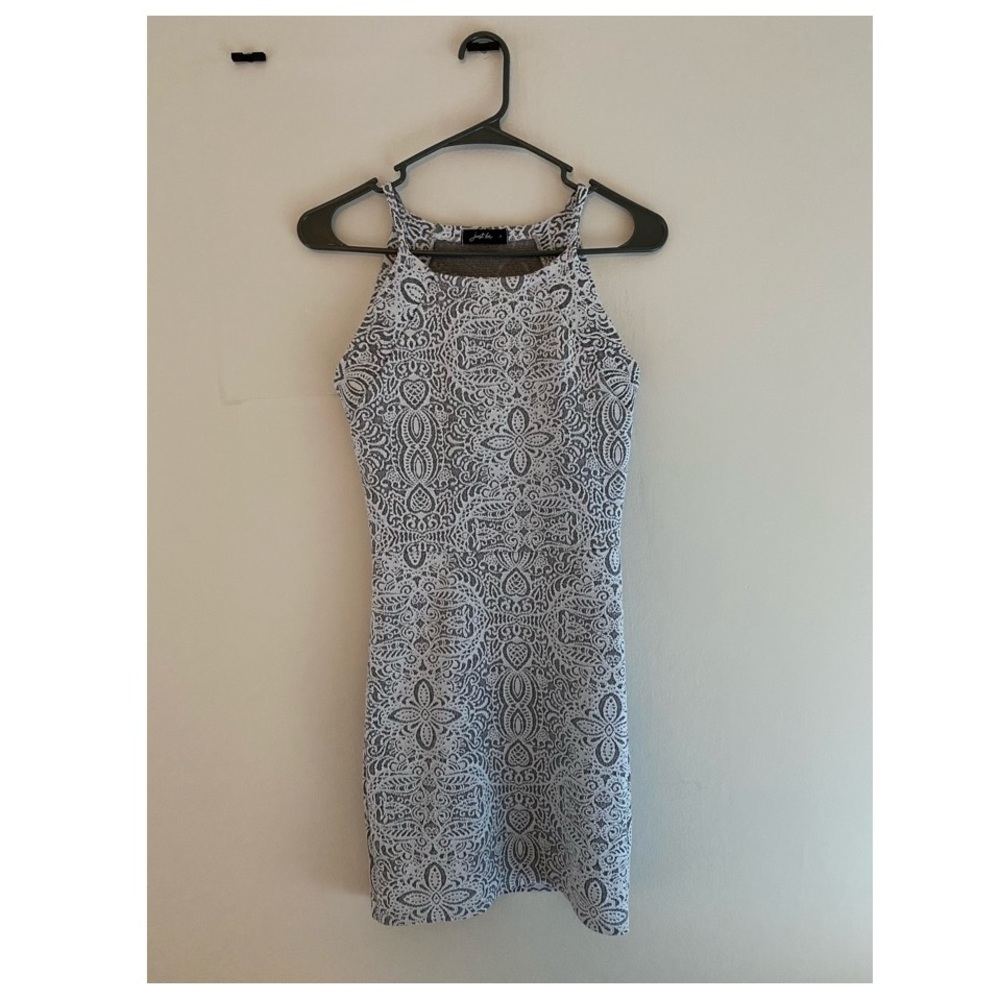 🔥 5 for $25! Gray bodycon dress with glitter
